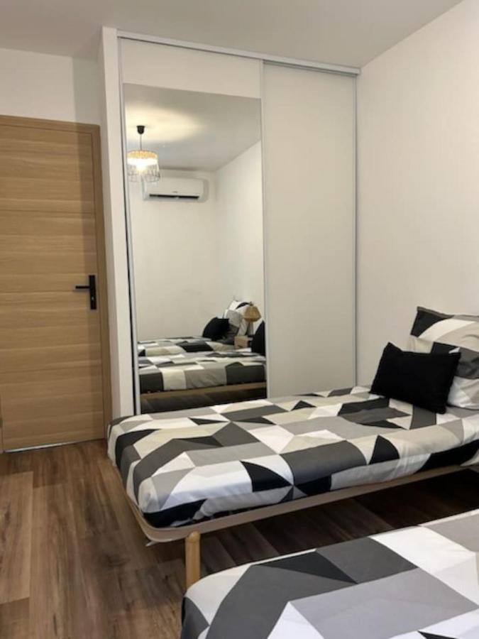 Appartement Jacuzzi นาร์บอนน์ ภายนอก รูปภาพ