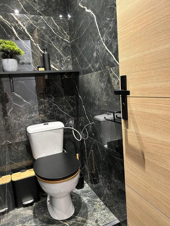 Appartement Jacuzzi นาร์บอนน์ ภายนอก รูปภาพ