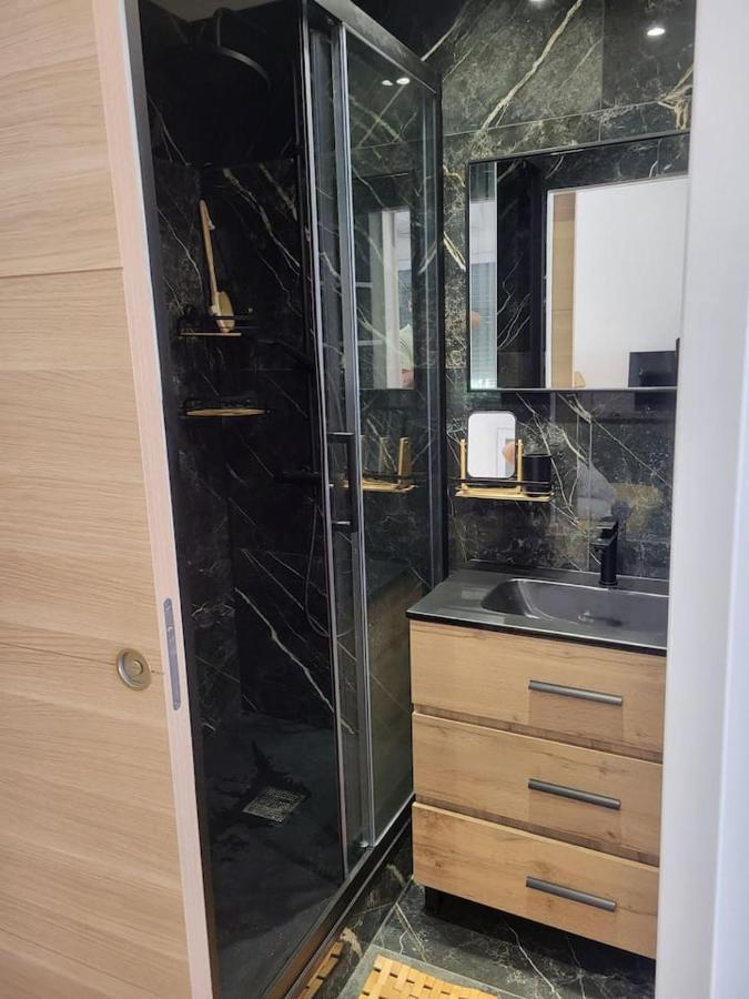 Appartement Jacuzzi นาร์บอนน์ ภายนอก รูปภาพ