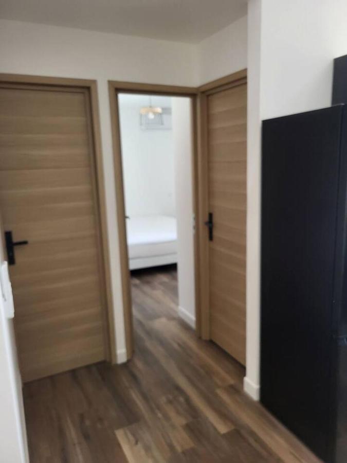 Appartement Jacuzzi นาร์บอนน์ ภายนอก รูปภาพ